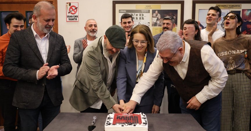 Tiyatrolar Günü’ne yeni oyunla kutlama