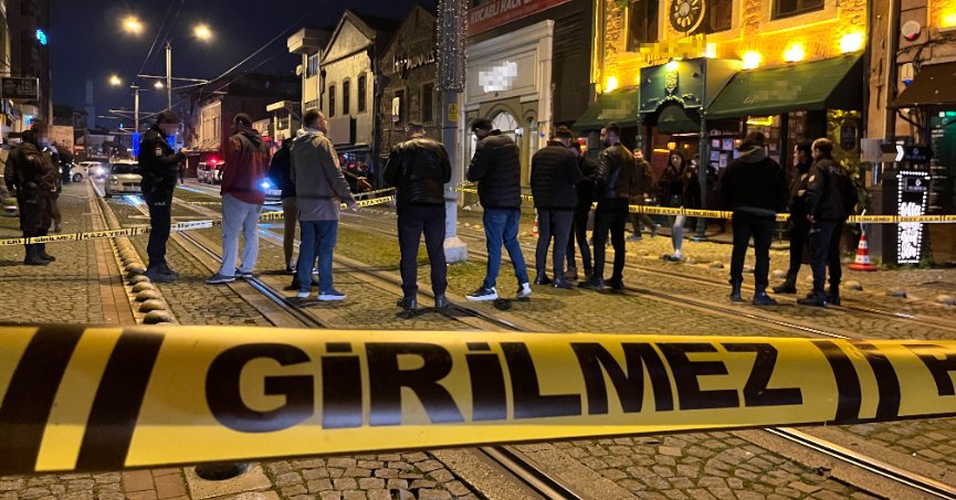 Eğlence mekanına silahlı saldırıda 9 gözaltı