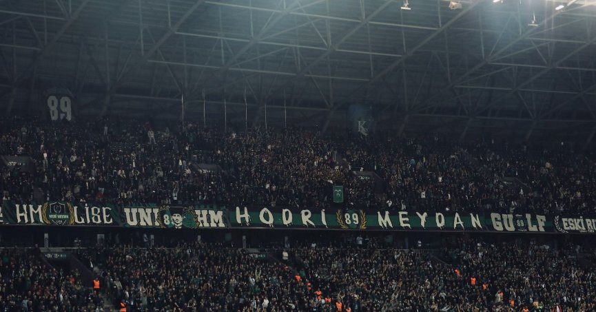 Müsabakayı 13 bin taraftar izledi