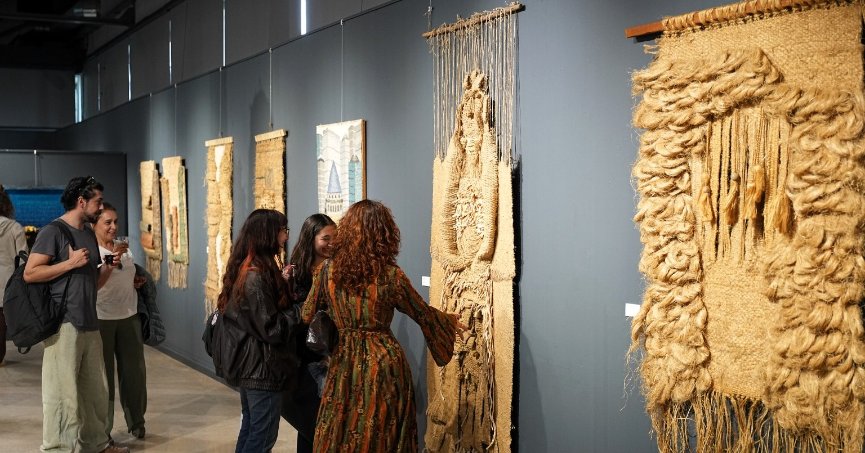 “Doku Renk ve İzler” sergilendi