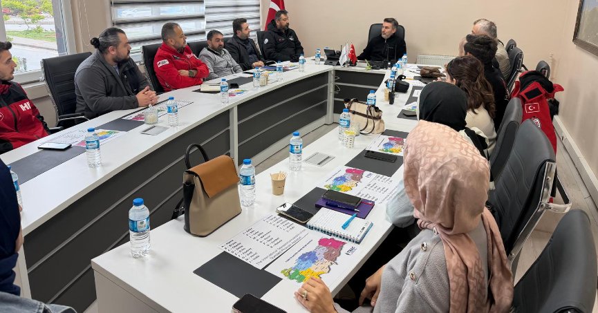 Telsiz eğitimleriyle afetlere hazırlık