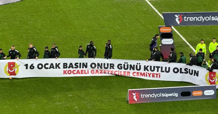 Pankart taşıma uygulaması kaldırılıyor