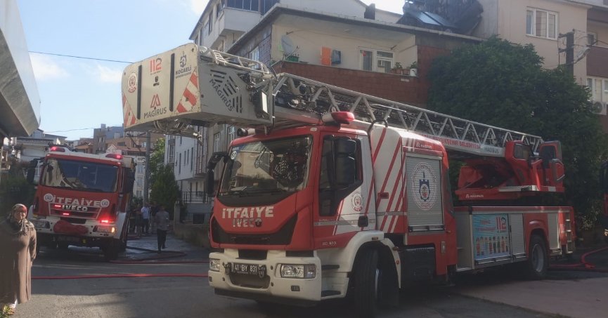 Apartman dairesinde  korkutan yangın