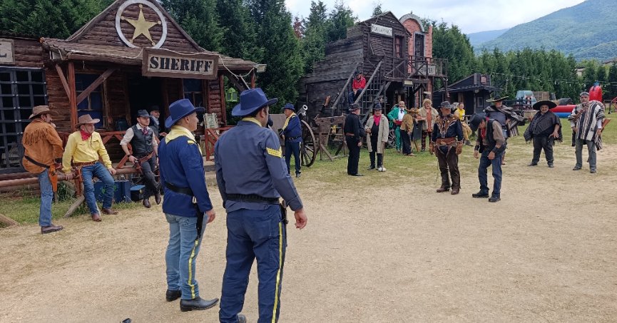 ‘Vahşi Batı’ tutkunları zamanda yolculuğa çıktı