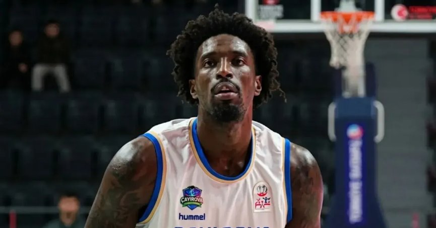 Nysier Brooks takımda kaldı
