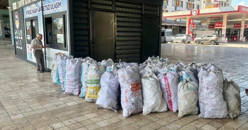 Toplanan atıklar Kent Kart’a bakiye oldu
