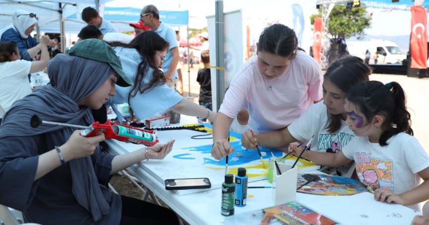 Deniz Festivali’ne büyük ilgi