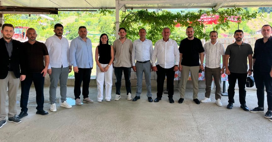 MHP Gölcük’ten muhtarlara ziyaret