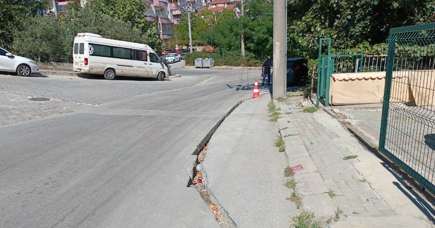 Kesik yola onarım şart