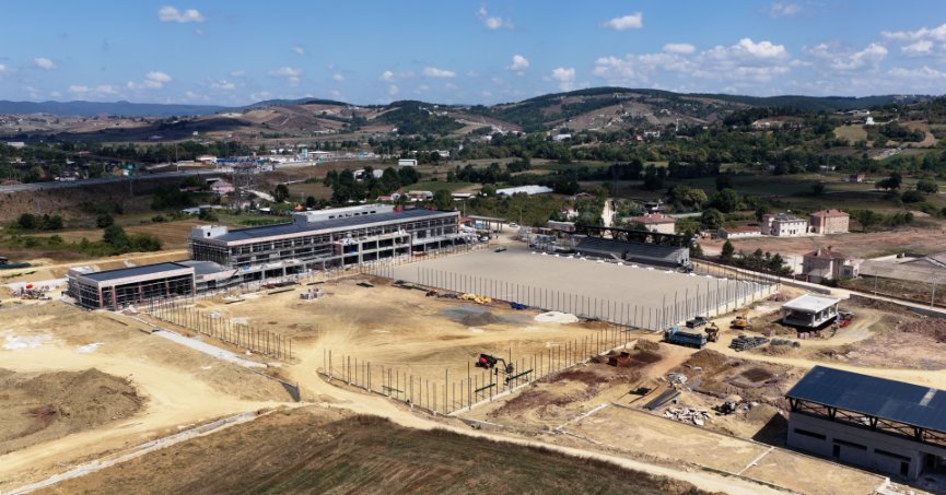 Kocaelispor’un yeni yuvası  yüzde 50 tamamlandı