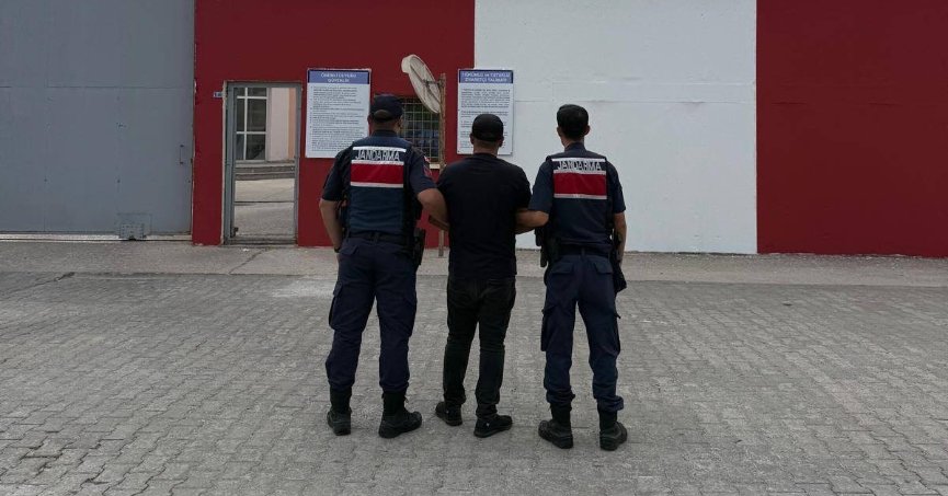 Hırsızlık hükümlüsü  Gölcük’te yakalandı   