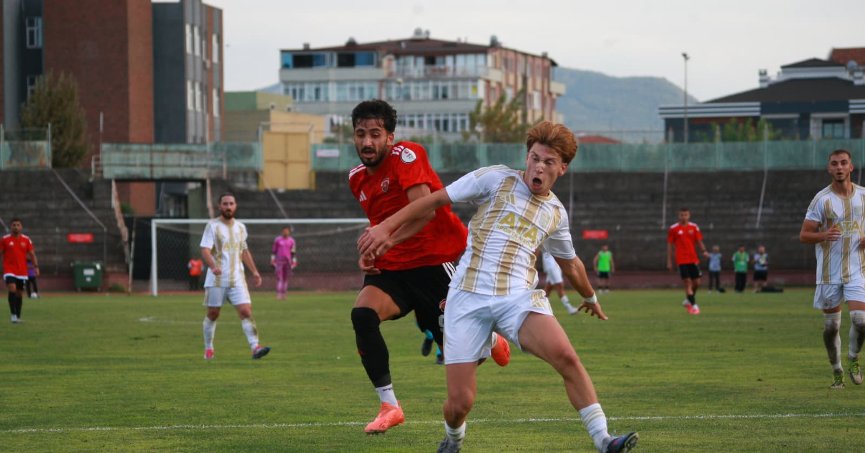 Gölcükspor galibiyeti koruyamadı