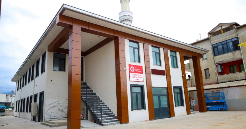Cami projesine malzeme desteği