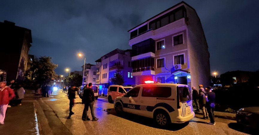 İzmit’te toprak kayması: 2 bina boşaltıldı
