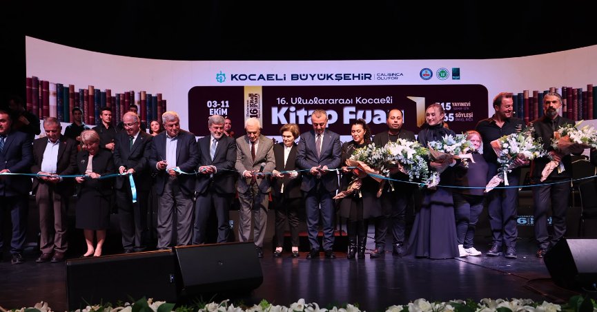 Kocaeli Kitap Fuarı kapılarını açtı