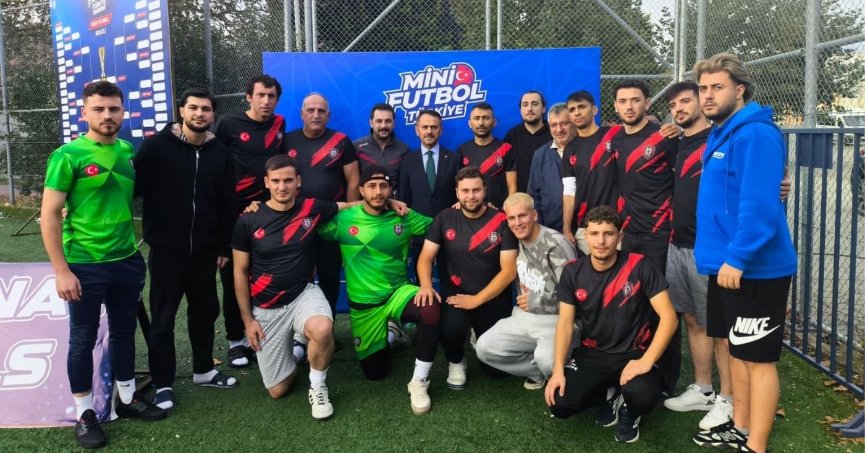Mini Futbol Turnuvası heyecanlı geçti