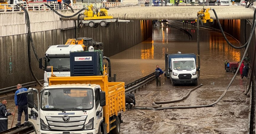 Kocaeli’de bazı yollar ulaşıma kapandı