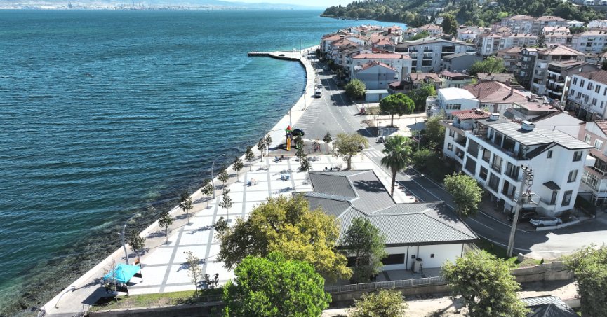 Ulaşlı sahiline dalga kırıcı set