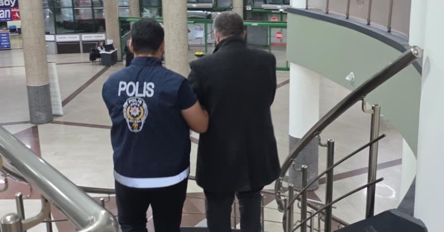 27 yıl 7 ay hapisle aranıyordu, yakalandı