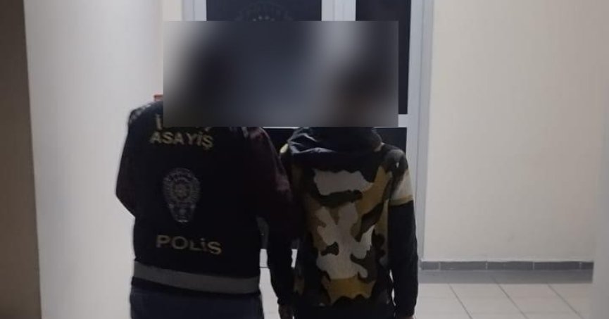 Trafiği tehlikeye atan motosikletliye para cezası