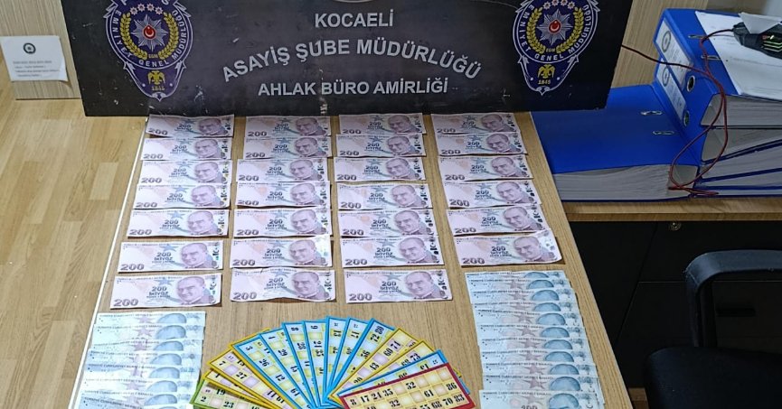 Kumar oynayan 8 kişiye 92 bin 832 lira ceza