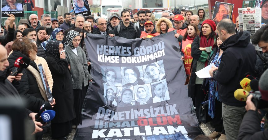 Fabrika yangınında ölenlerin yakınlarından ‘adalet’ talebi