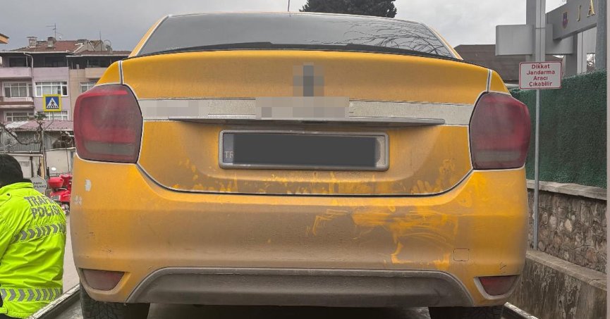 Trafik magandasının ehliyetine el konuldu