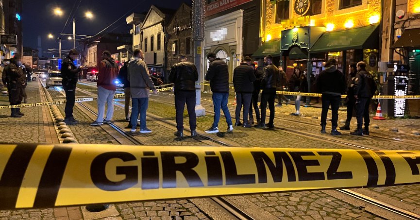 Eğlence mekanına silahlı saldırıda 9 gözaltı