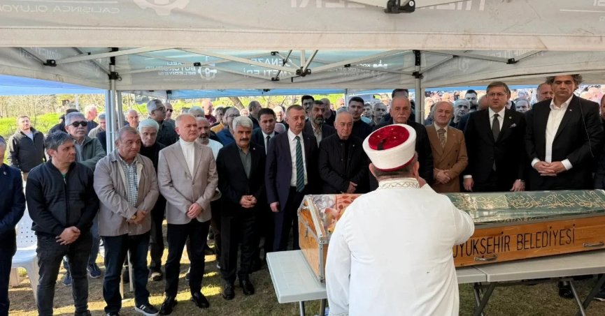 Sadun Çetin’in annesi son yolculuğuna uğurlandı