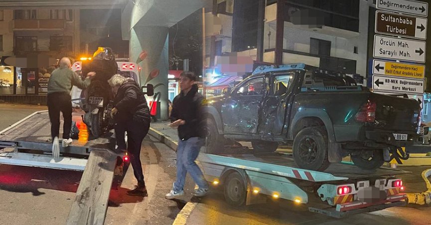 Değirmendere’de pikapla motosiklet çarpıştı: 2 yaralı