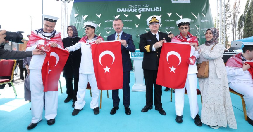 35 özel bireye asker kınası