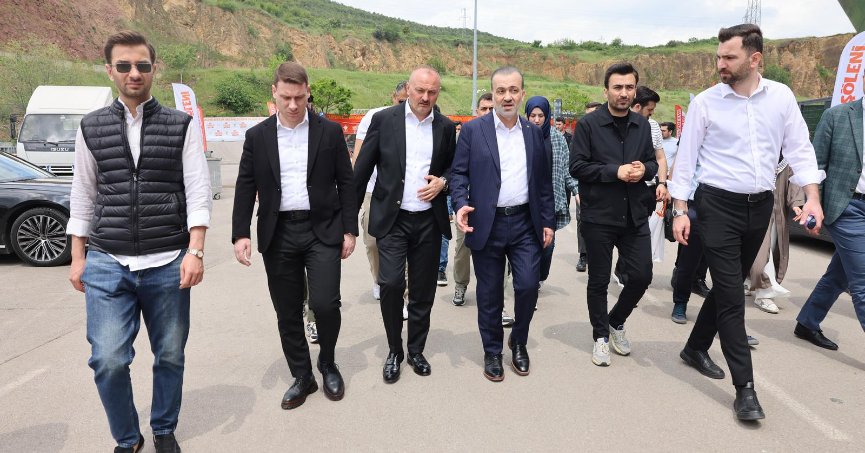 AK Parti Kocaeli’den yoğun şölen mesaisi