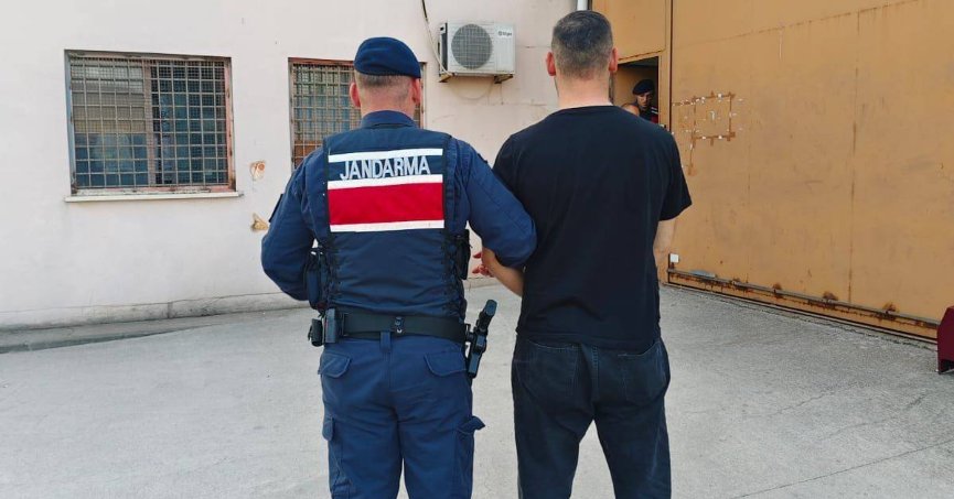 12,5 yıl hapisle aranan zehir taciri yakalandı