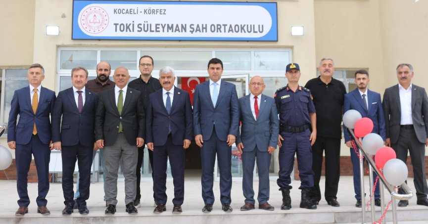 Yeni okullar milletvekillerinin katılımıyla açıldı   