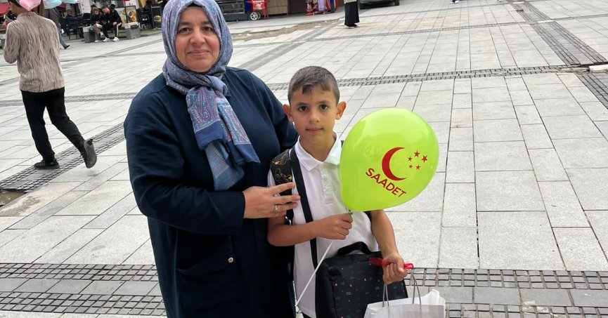 SP’li Kadınlardan öğrencilere hediye