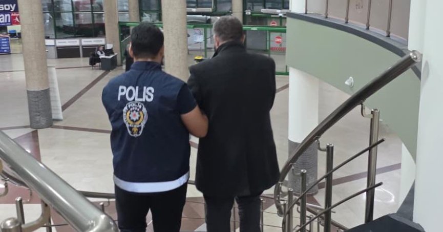 27 yıl 7 ay hapisle aranıyordu, yakalandı