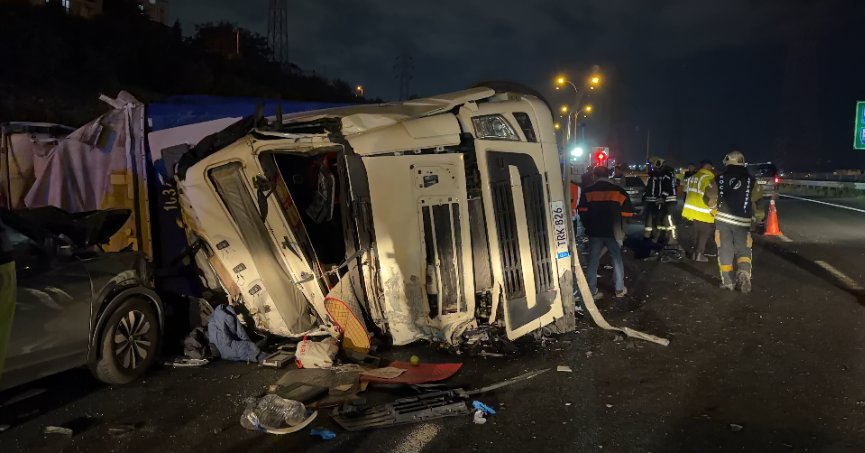 TEM’de feci kaza: 1 ölü, 2 yaralı