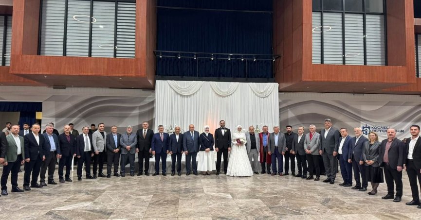Halit Altuntaş'ın mutlu günü: Muhammet Ali ve Bersu dünyaevine girdi