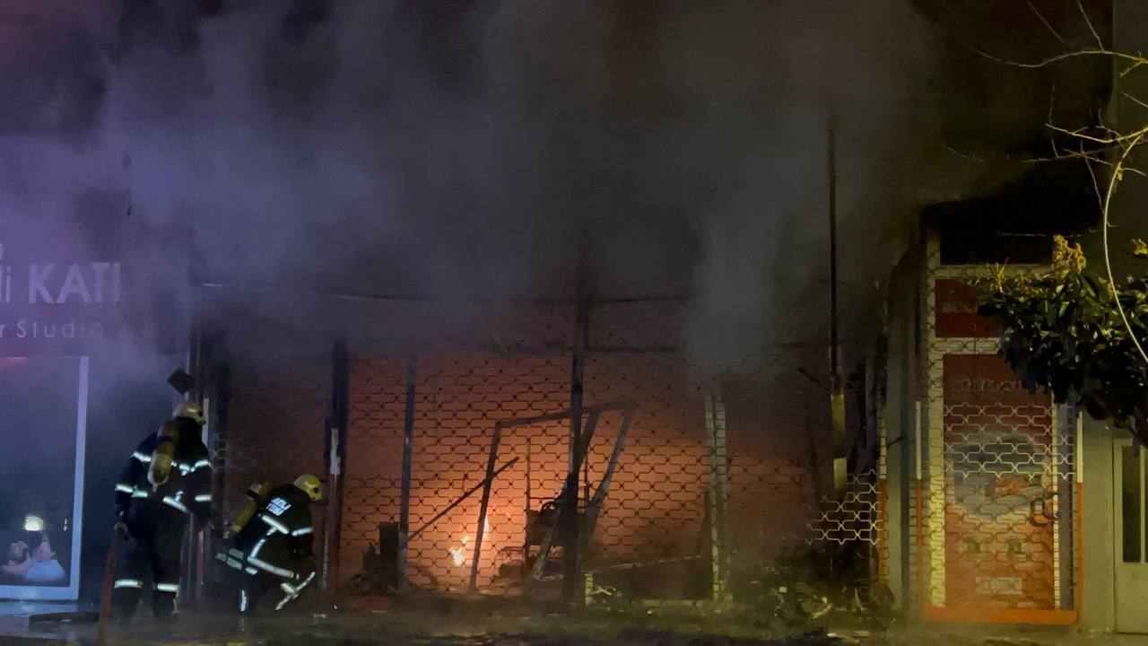 İş yerinde korkutan yangın 