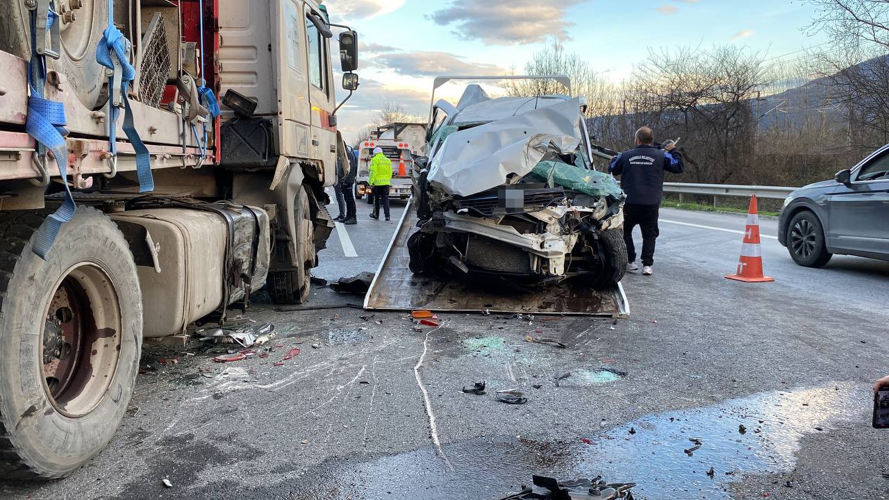 TEM’de 9 araçlı zincirleme kaza