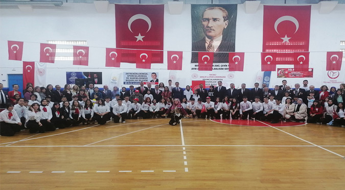 19 Mayıs coşkuyla kutlandı