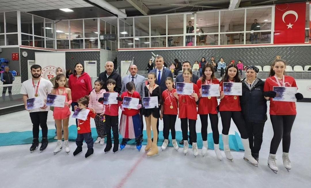 Gölcük bayramı doyasıya kutladı